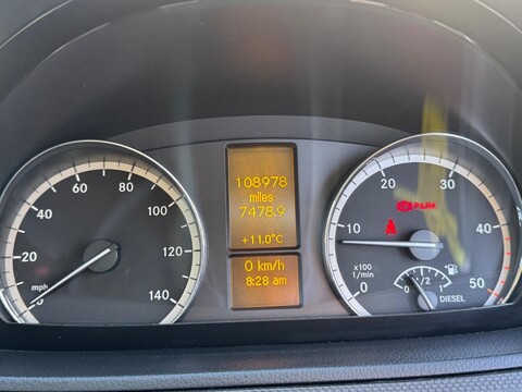 Mercedes-Benz Vito 2.1 113 CDi BlueEFFICIENCY Traveliner L1 5dr 29