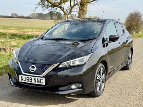 Nissan LEAF 40kWh Tekna Auto 5dr 5