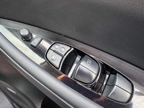 Nissan LEAF 40kWh Tekna Auto 5dr 43