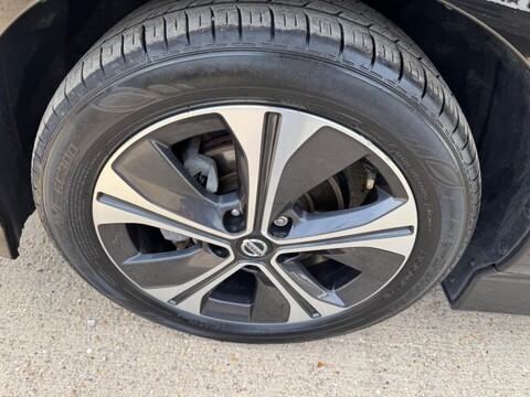 Nissan LEAF 40kWh Tekna Auto 5dr 53