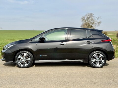 Nissan LEAF 40kWh Tekna Auto 5dr 6