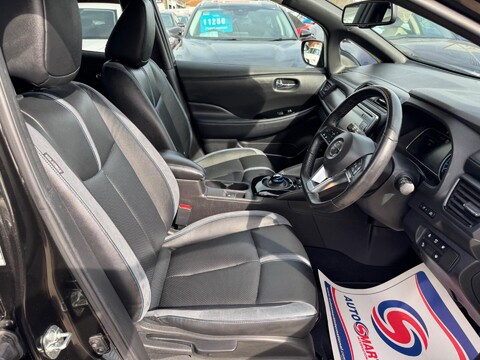Nissan LEAF 40kWh Tekna Auto 5dr 10