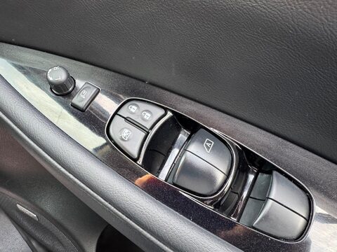 Nissan LEAF 40kWh Tekna Auto 5dr 45