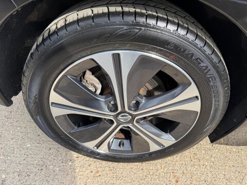 Nissan LEAF 40kWh Tekna Auto 5dr 57
