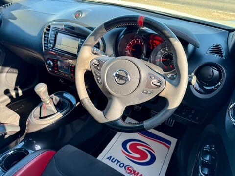 Nissan Juke 1.6 DIG-T Nismo RS Euro 6 5dr 31