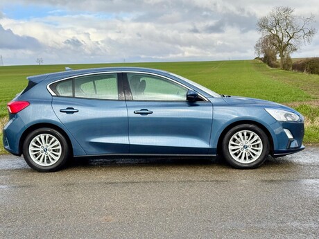 Ford Focus 1.0T EcoBoost Titanium Euro 6 (s/s) 5dr