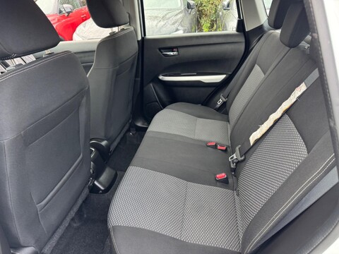 Suzuki Vitara 1.6 SZ4 Euro 6 (s/s) 5dr 26
