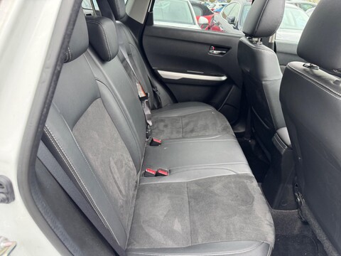 Suzuki Vitara 1.6 SZ5 ALLGRIP Euro 6 (s/s) 5dr 26