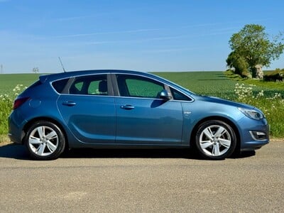 Vauxhall Astra 1.6 16v SRi Auto Euro 5 5dr