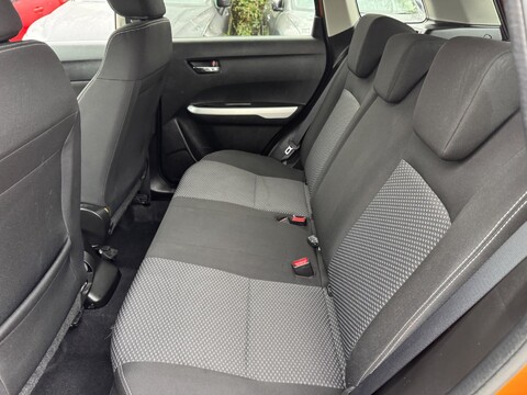 Suzuki Vitara 1.6 SZ-T Euro 6 (s/s) 5dr 29