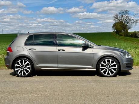 Volkswagen Golf 2.0 TDI BlueMotion Tech GT Euro 5 (s/s) 5dr