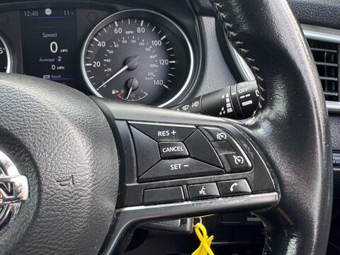 Nissan Qashqai 1.3 DIG-T Acenta Premium Euro 6 (s/s) 5dr 30