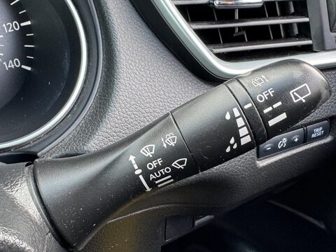 Nissan Qashqai 1.3 DIG-T Acenta Premium Euro 6 (s/s) 5dr 32