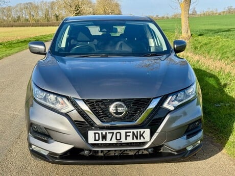 Nissan Qashqai 1.3 DIG-T Acenta Premium Euro 6 (s/s) 5dr