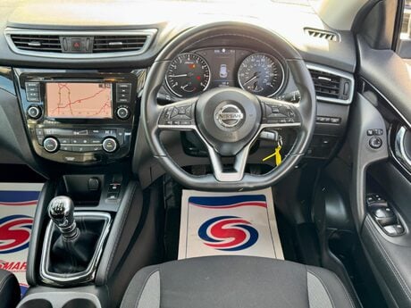 Nissan Qashqai 1.3 DIG-T Acenta Premium Euro 6 (s/s) 5dr
