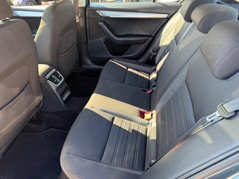 Skoda Octavia 1.5 TSI ACT SE Euro 6 (s/s) 5dr 36
