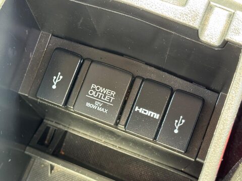 Honda Civic 1.4 i-VTEC SE Plus (Navi) Euro 6 (s/s) 5dr 23