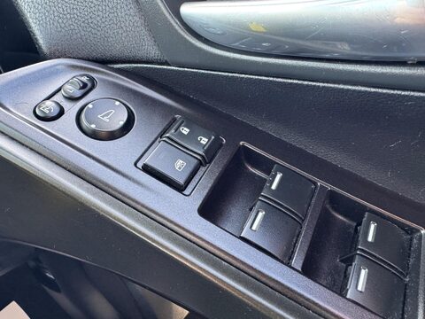 Honda Civic 1.4 i-VTEC SE Plus (Navi) Euro 6 (s/s) 5dr 26