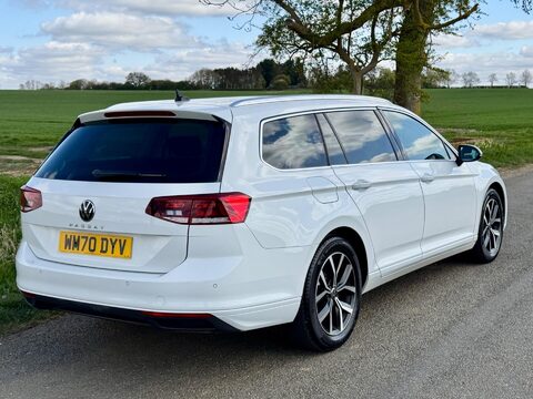 Volkswagen Passat 2.0 TDI EVO SEL Euro 6 (s/s) 5dr 10