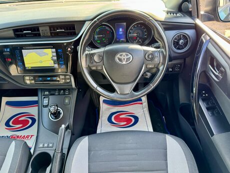 Toyota Auris 1.8 VVT-h Business Edition Touring Sports CVT Euro 6 (s/s) 5dr (Safety Sens