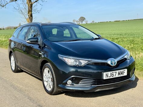 Toyota Auris 1.8 VVT-h Business Edition Touring Sports CVT Euro 6 (s/s) 5dr (Safety Sens
