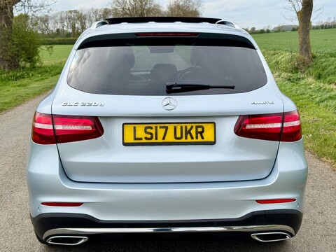 Mercedes-Benz GLC 2.1 GLC220d AMG Line (Premium Plus) G-Tronic 4MATIC Euro 6 (s/s) 5dr 9