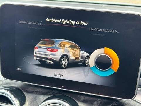 Mercedes-Benz GLC 2.1 GLC220d AMG Line (Premium Plus) G-Tronic 4MATIC Euro 6 (s/s) 5dr 27