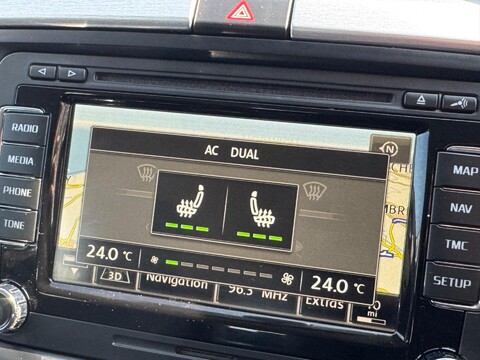 Skoda Superb 2.0 TDI Elegance DSG Euro 5 (s/s) 5dr 14
