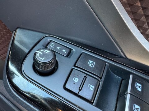 Toyota C-HR 1.8 VVT-h Excel CVT Euro 6 (s/s) 5dr 41