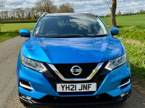 Nissan Qashqai 1.3 DIG-T N-Connecta Euro 6 (s/s) 5dr 6