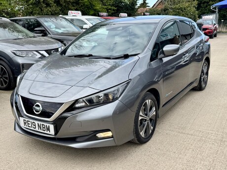 Nissan LEAF 40kWh N-Connecta Auto 5dr