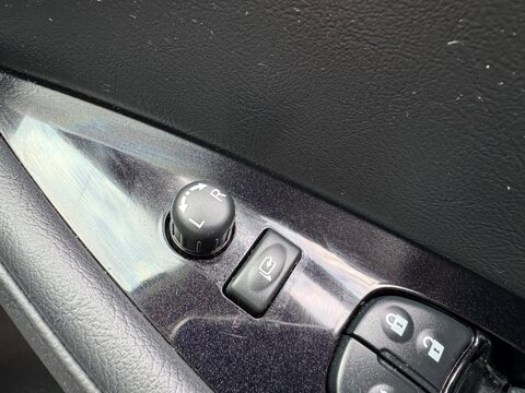 Nissan LEAF 40kWh N-Connecta Auto 5dr 36