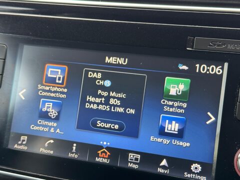 Nissan LEAF 40kWh N-Connecta Auto 5dr 18