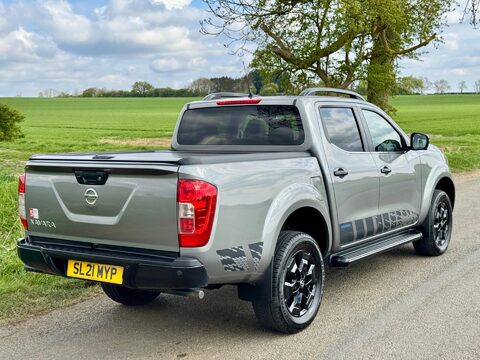 Nissan Navara 2.3 dCi N-Guard Auto 4WD Euro 6 4dr 11