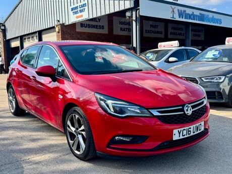 Vauxhall Astra 1.6 CDTi BlueInjection SRi Nav Euro 6 (s/s) 5dr