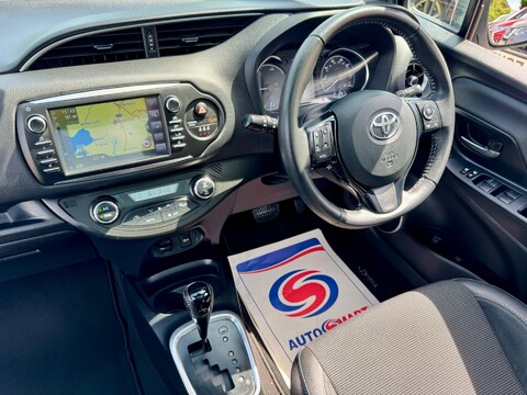 Toyota Yaris 1.5 VVT-h Excel E-CVT Euro 6 (s/s) 5dr (15in Alloy) 12