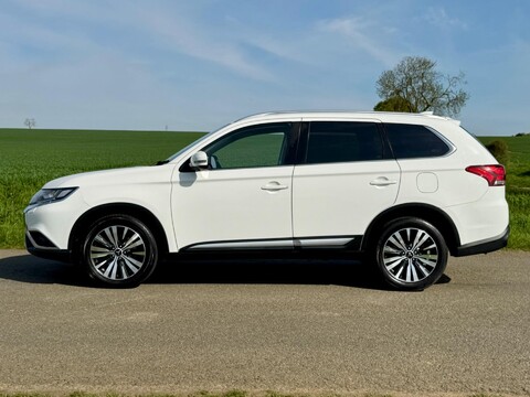 Mitsubishi Outlander 2.0 MIVEC 4 CVT 4WD Euro 6 (s/s) 5dr 6