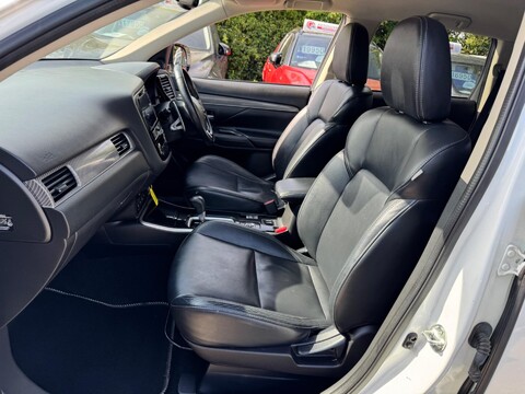 Mitsubishi Outlander 2.0 MIVEC 4 CVT 4WD Euro 6 (s/s) 5dr 41