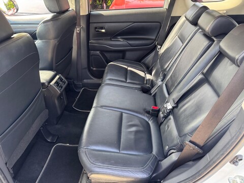 Mitsubishi Outlander 2.0 MIVEC 4 CVT 4WD Euro 6 (s/s) 5dr 43