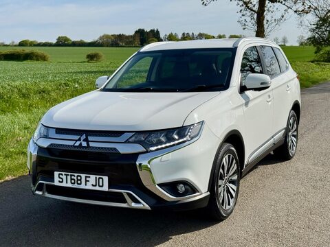 Mitsubishi Outlander 2.0 MIVEC 4 CVT 4WD Euro 6 (s/s) 5dr 6