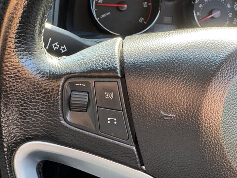 Vauxhall Antara 2.2 CDTi SE Auto 4WD Euro 5 5dr 23
