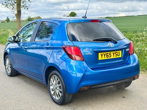 Toyota Yaris 1.33 Dual VVT-i Icon Euro 6 5dr 8