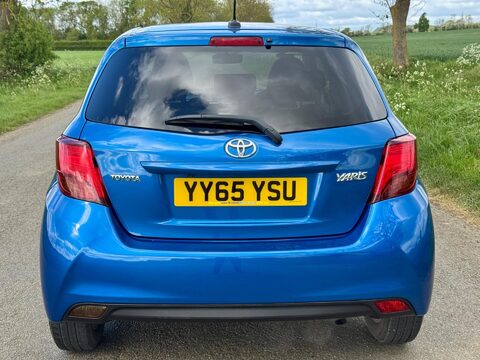 Toyota Yaris 1.33 Dual VVT-i Icon Euro 6 5dr 9