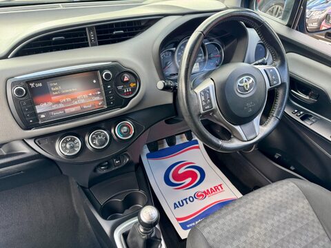 Toyota Yaris 1.33 Dual VVT-i Icon Euro 6 5dr 12