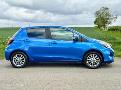Toyota Yaris 1.33 Dual VVT-i Icon Euro 6 5dr 3