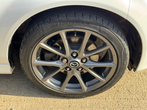 Mazda MX-5 2.0i Venture Roadster Euro 5 2dr 33