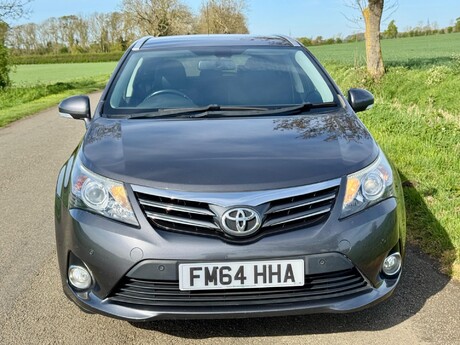 Toyota Avensis 2.0 D-4D Icon Business Edition Tourer Euro 5 5dr