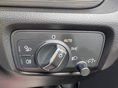Audi A3 1.5 TFSI CoD 35 Sport Sportback Euro 6 (s/s) 5dr 38