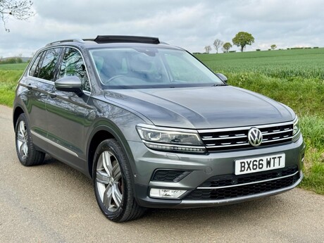 Volkswagen Tiguan 2.0 TDI BlueMotion Tech SEL DSG 4Motion Euro 6 (s/s) 5dr