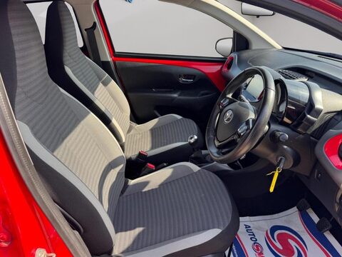 Toyota Aygo 1.0 VVT-i x-trend Euro 6 5dr 12